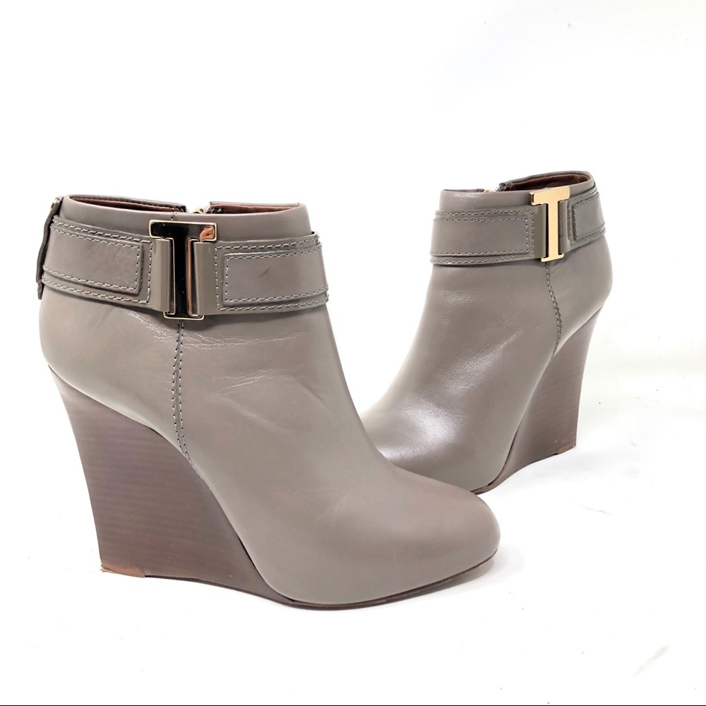 Tory Burch Leather taupe wedge booties 6.5 C2